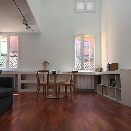 Apartment Prime College